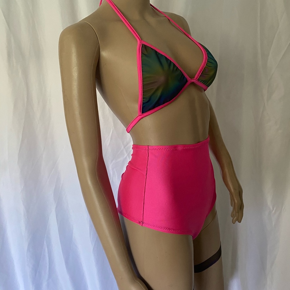 Two-piece bikini - Picture 4 of 6